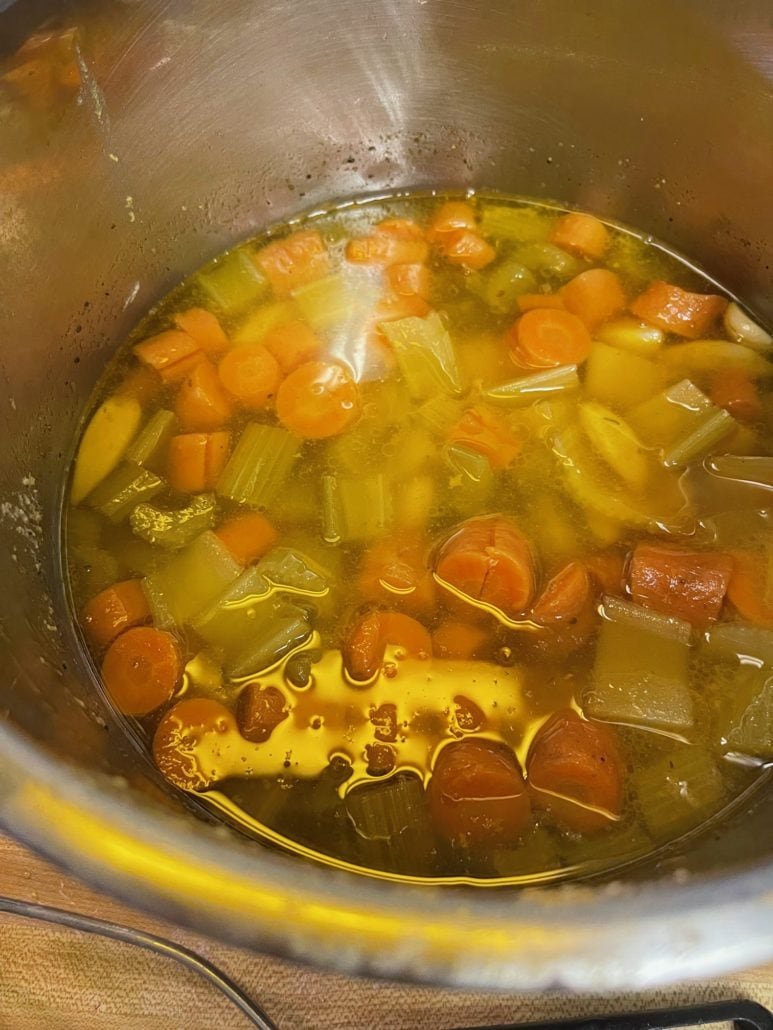 this is simmering instant pot that is weight watchers friendly