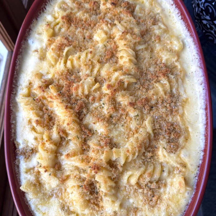 this is a casserole dish for macaroni and cheese