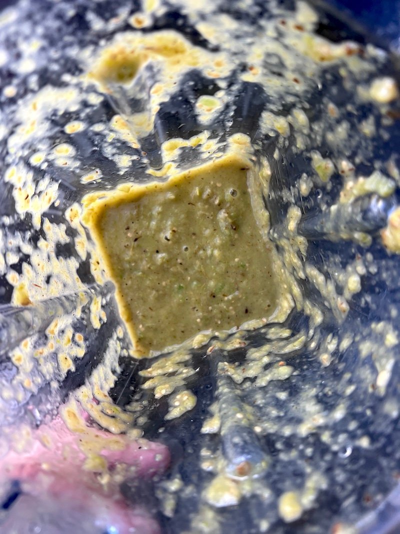 shashito peppers and tomatillos blended