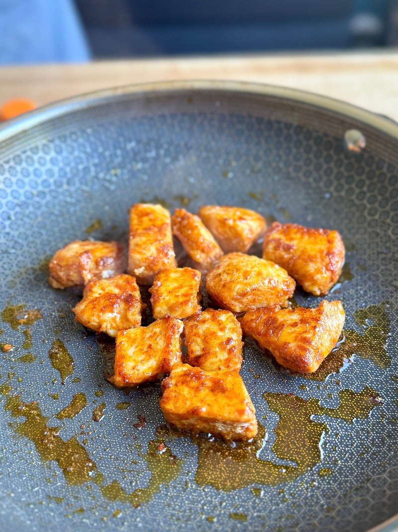 cooked chicken for buffalo chicken that's high protein