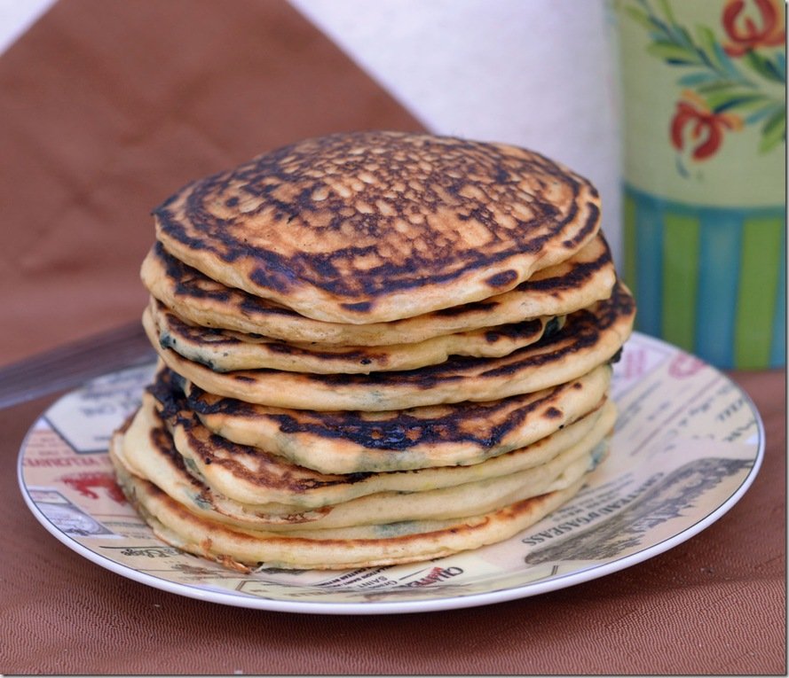 Fluffy Blueberry Lemon Pancakes