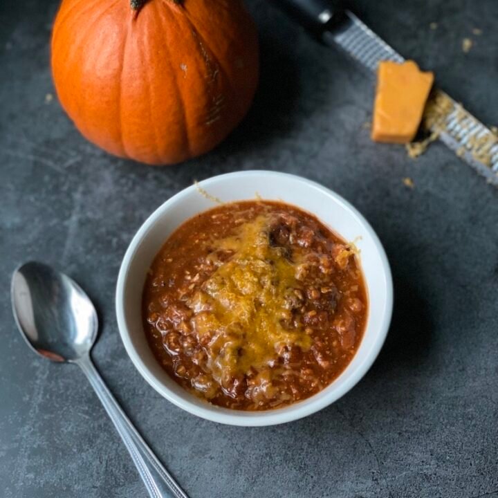 this is a picture of pumpkin chicken chili