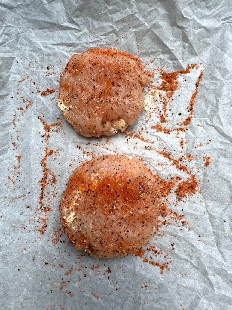these are seasoned turkey burgers