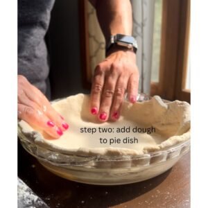 adding pie dough to a pie dish to make quiche that's only 7 Weight Watchers points