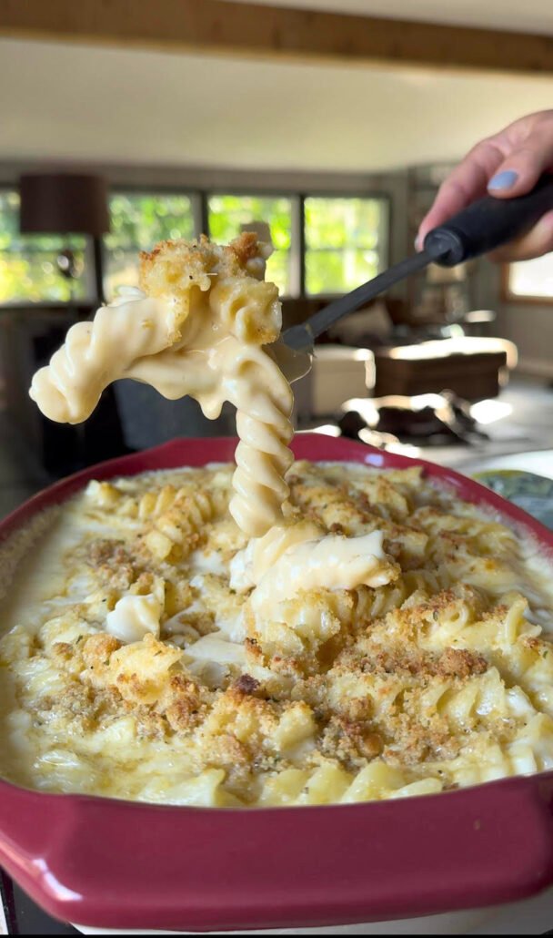 the perfect bite of macaroni and cheese
